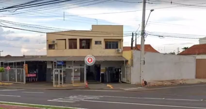 Casa com 5 quartos à venda na Rua Santa Sé, Helena, Londrina