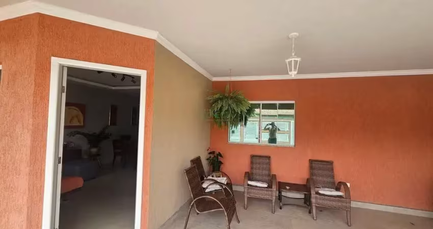 Casa com 4 quartos à venda na Rua Inércio Picelli, Jardim Pacaembu, Londrina