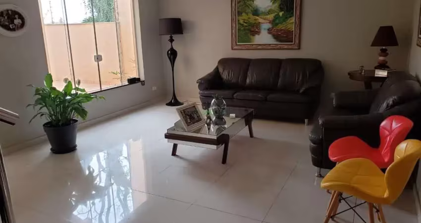 Casa com 4 quartos à venda na Rua Guiomar Sophia Panza, Jardim Central Park, Londrina