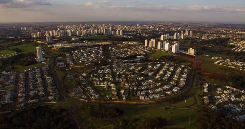Terreno à venda na Rua Carlota Ilnicki, Vivendas do Arvoredo, Londrina