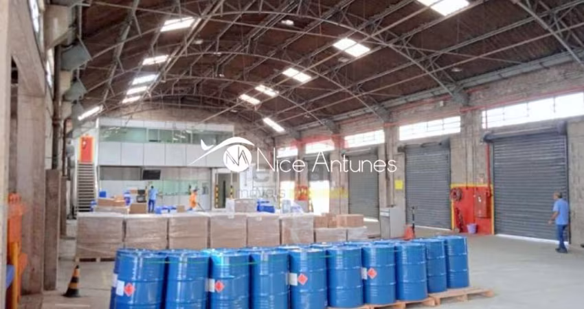 Galpão próximo Marginal com diversas salas, ideal para transportadoras