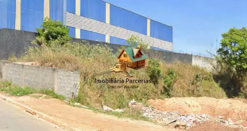 Terreno plano com 1.100m2 para construção de galpão na chácara do solar 2
