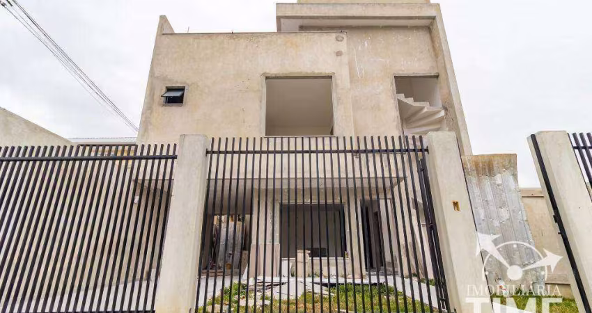 Sobrado com 3 dormitórios à venda, 139 m² por R$ 799.000,00 - Uberaba - Curitiba/PR