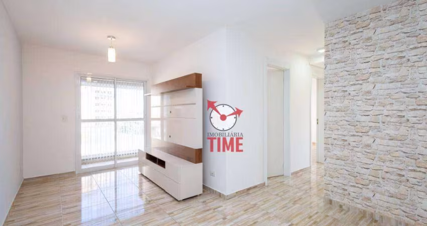 Apartamento com 3 dormitórios para alugar, 69 m² por R$ 4.164,66/mês - Capão Raso - Curitiba/PR