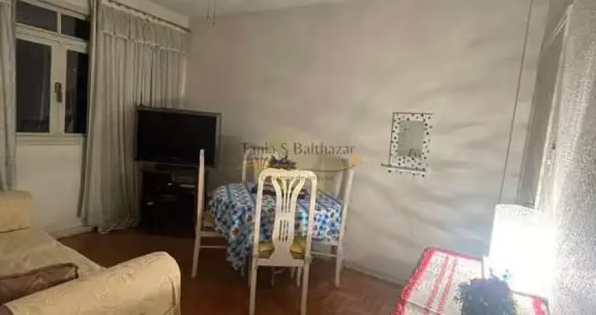 Locação - Ótimo Apartamento, bem conservado, no Bairro Poméia, em Santos.