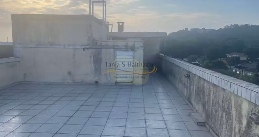 Apartamento Cobertura Duplex Bairro Santa Maria em Santos/SP.