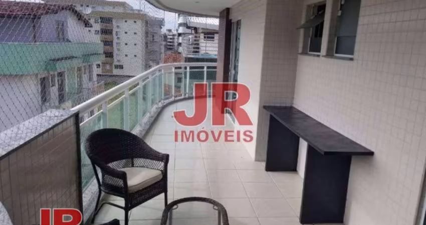 Apartamento com 3 dormitórios à venda, 140 m² por R$ 640.000,00 - Braga - Cabo Frio/RJ