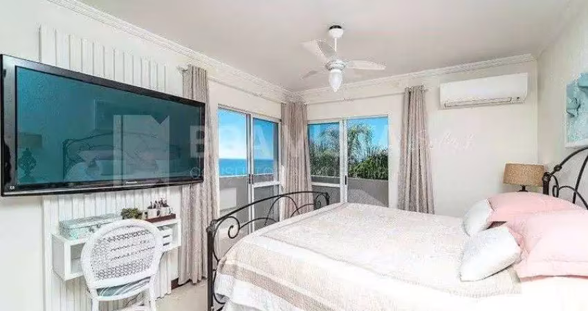 Casa com 4 quartos à venda na Rua Tintureira, Centro, Bombinhas