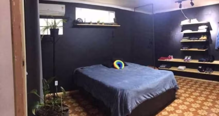Casa com 3 quartos à venda na Avenida Francisco Talaia de Moura, 445, Rubem Berta, Porto Alegre