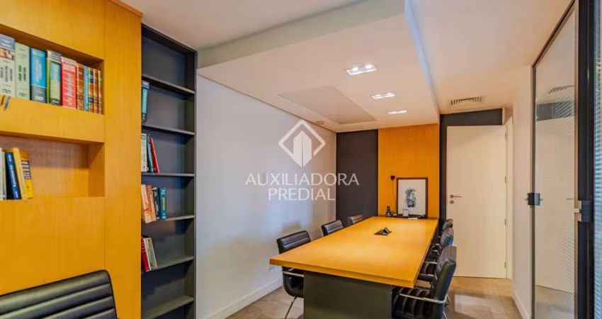 Sala comercial à venda na Rua Washington Luiz, 1010, Centro Histórico, Porto Alegre