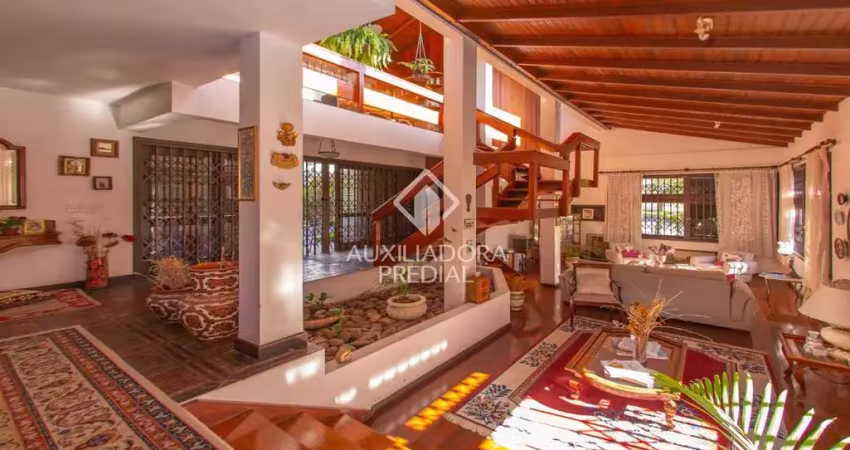 Casa com 4 quartos à venda na Rua Doutor Barbosa Gonçalves, 551, Chácara das Pedras, Porto Alegre