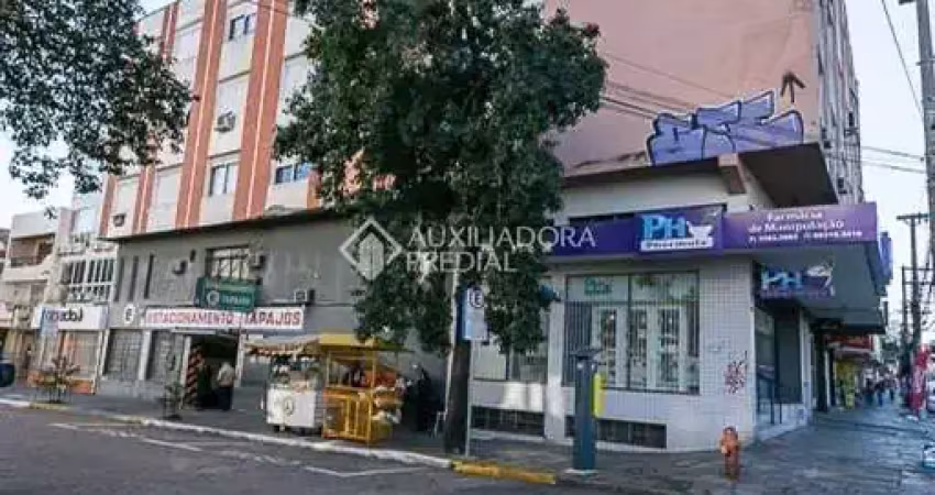 Apartamento com 3 quartos à venda na Avenida Assis Brasil, 2408, Passo da Areia, Porto Alegre