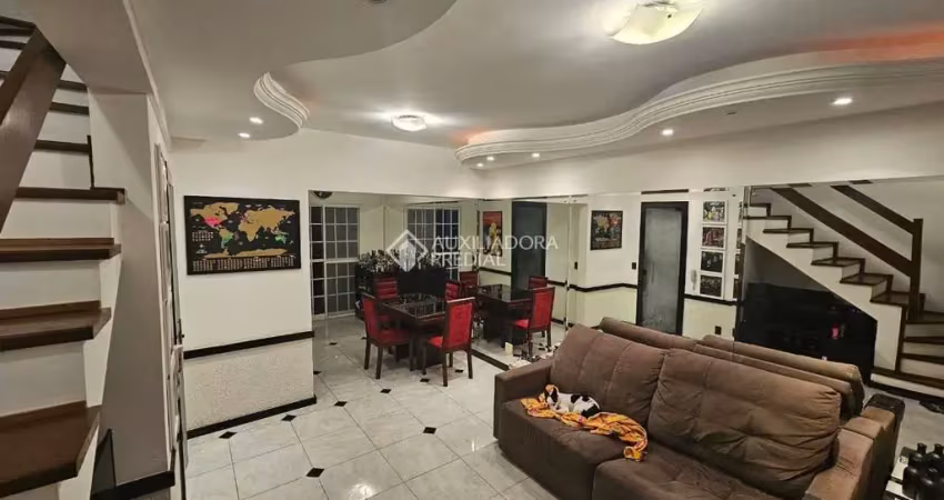 Casa em condomínio fechado com 3 quartos à venda na Beco Souza Costa, 636, Morro Santana, Porto Alegre
