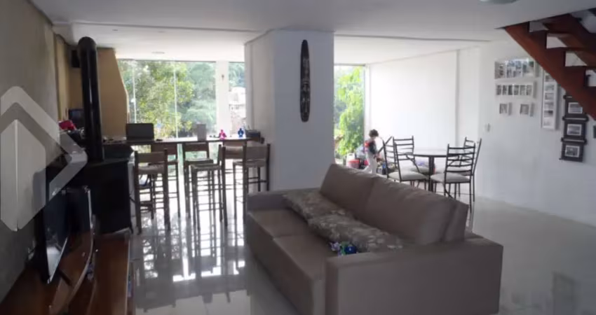 Casa em condomínio fechado com 3 quartos à venda na Rua Conde da Figueira, 360, Vila Jardim, Porto Alegre