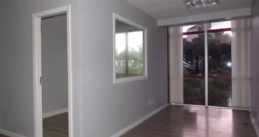 Sala comercial à venda na Avenida Iguassu, 197, Petrópolis, Porto Alegre