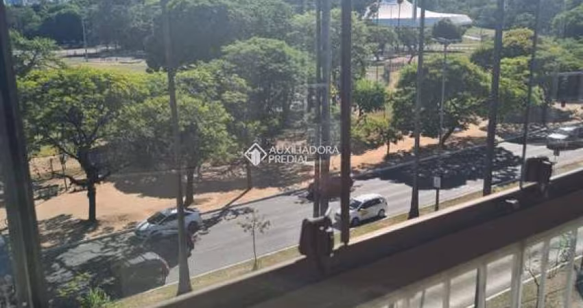 Apartamento com 3 quartos à venda na Avenida Osvaldo Aranha, 1092, Bom Fim, Porto Alegre