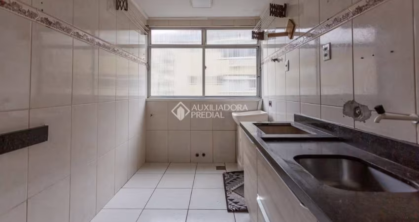 Apartamento com 2 quartos à venda na Rua Sapê, 750, Passo da Areia, Porto Alegre