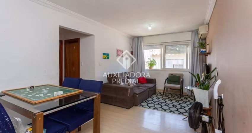 Apartamento com 2 quartos à venda na Rua Carlos Estevão, 885, Protásio Alves, Porto Alegre