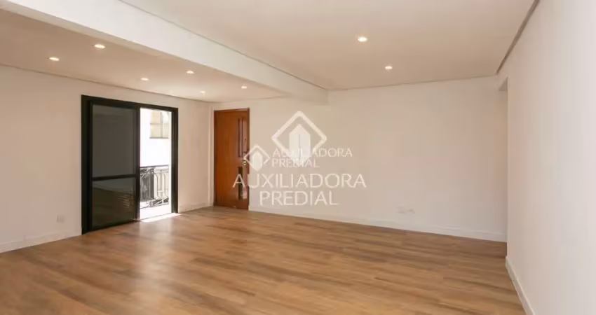 Apartamento com 2 quartos à venda na Rua Vinte e Quatro de Outubro, 368, Moinhos de Vento, Porto Alegre