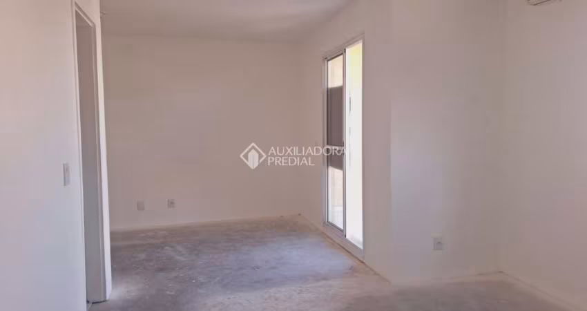 Apartamento com 2 quartos à venda na Avenida Assis Brasil, 4908, Passo da Areia, Porto Alegre