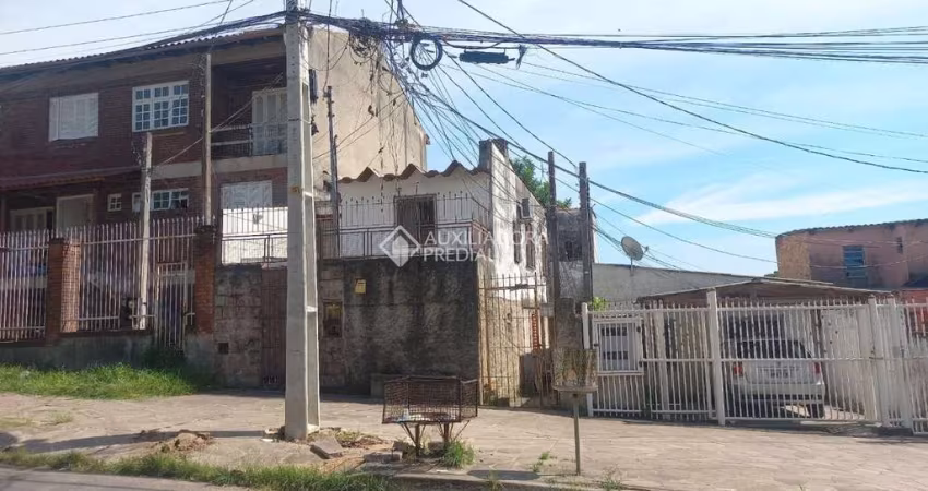 Terreno à venda na Rua Cananéia, 45, Vila Jardim, Porto Alegre