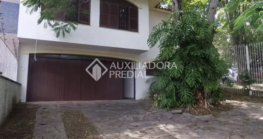 Casa com 3 quartos à venda na Rua João Paetzel, 532, Chácara das Pedras, Porto Alegre