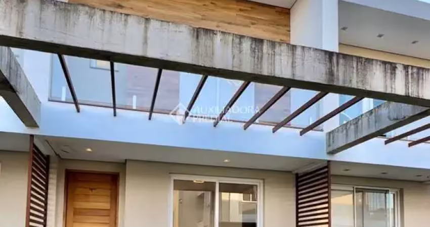 Casa em condomínio fechado com 3 quartos à venda na Rua Roberto Carlos Wagner, 800, Zona Nova, Capão da Canoa