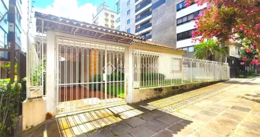 Casa com 5 quartos à venda na Rua Eça de Queiroz, 889, Petrópolis, Porto Alegre