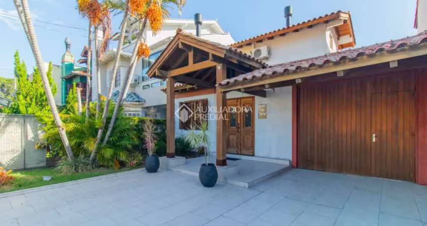 Casa com 3 quartos à venda na Rua Engenheiro Otacílio Oliveira, 207, Ipanema, Porto Alegre