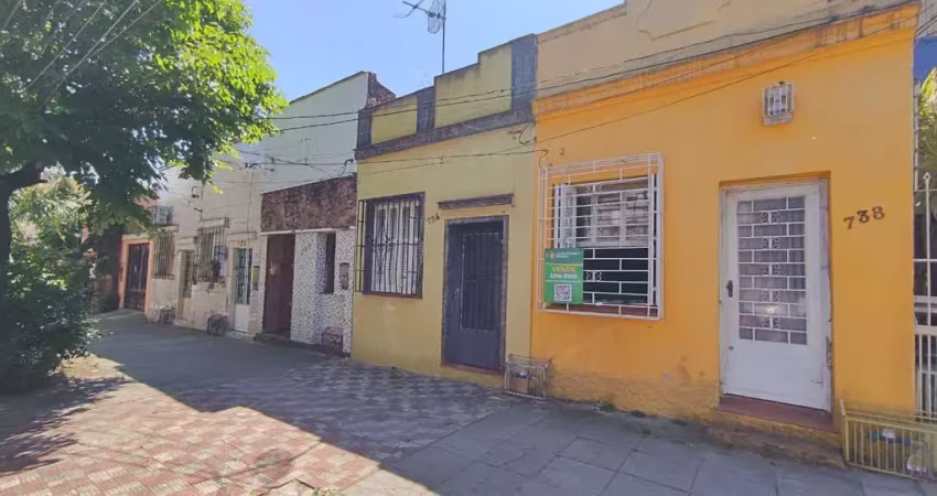 Casa com 2 quartos à venda na Rua Olavo Bilac, 738, Azenha, Porto Alegre
