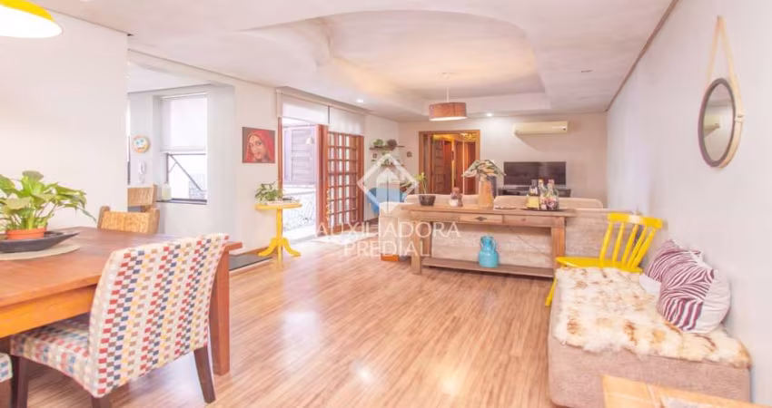 Apartamento com 3 quartos à venda na Rua Amélia Teles, 117, Petrópolis, Porto Alegre
