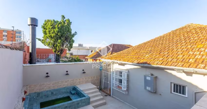 Casa com 3 quartos à venda na Rua Onze de Agosto, 110, São João, Porto Alegre