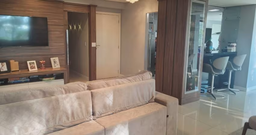 Apartamento com 4 quartos à venda na Rua Felipe de Oliveira, 787, Petrópolis, Porto Alegre