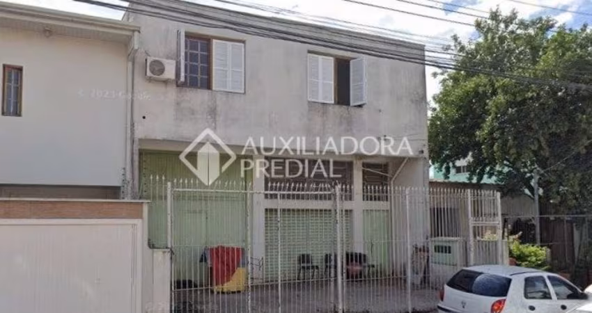Barracão / Galpão / Depósito à venda na Travessa Doutor Heinzelmann, 69, Navegantes, Porto Alegre