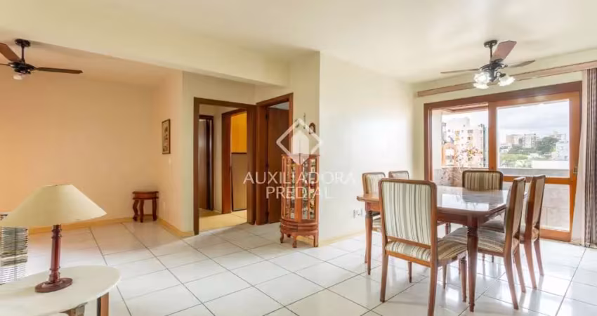 Apartamento com 2 quartos à venda na Rua Brito Peixoto, 237, Passo da Areia, Porto Alegre