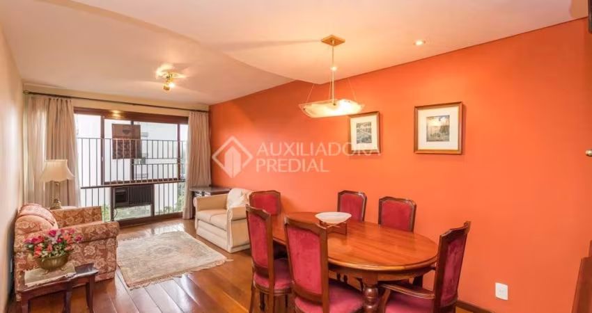 Apartamento com 3 quartos à venda na Rua Mostardeiro, 1035, Rio Branco, Porto Alegre