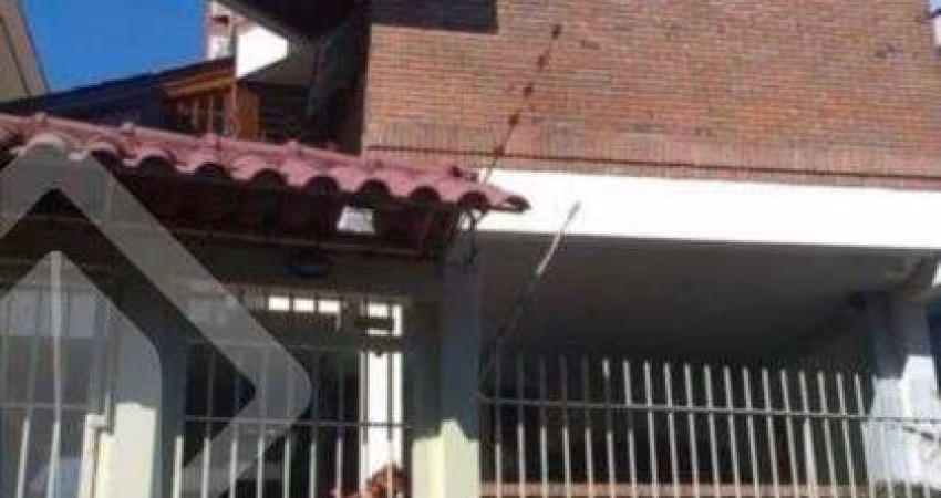 Casa em condomínio fechado com 3 quartos à venda na Avenida Coronel Lucas de Oliveira, 1548, Petrópolis, Porto Alegre