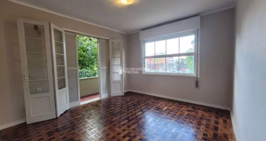 Apartamento com 3 quartos à venda na Avenida Bahia, 1122, Navegantes, Porto Alegre