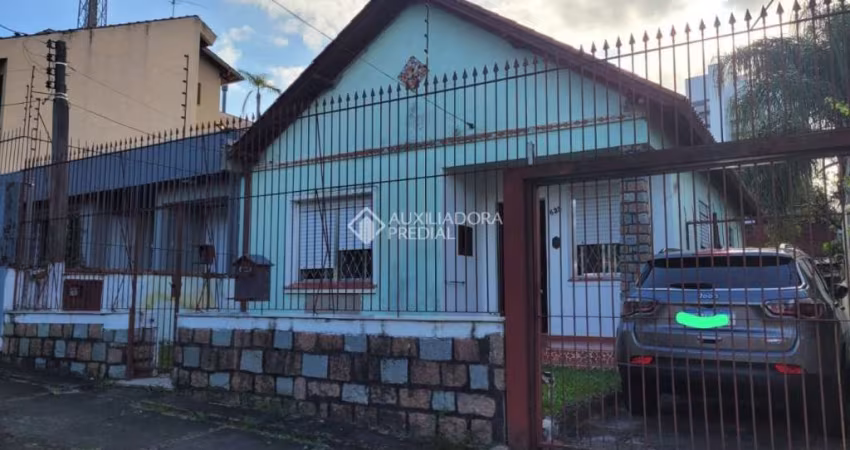 Casa com 2 quartos à venda na Rua Engenheiro Walter Boehl, 635, Vila Ipiranga, Porto Alegre