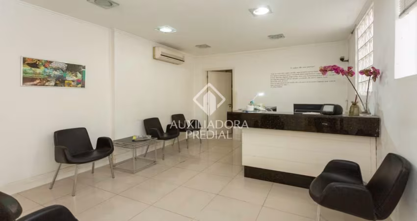 Casa comercial com 3 quartos à venda na Rua João Abbott, 12, Petrópolis, Porto Alegre