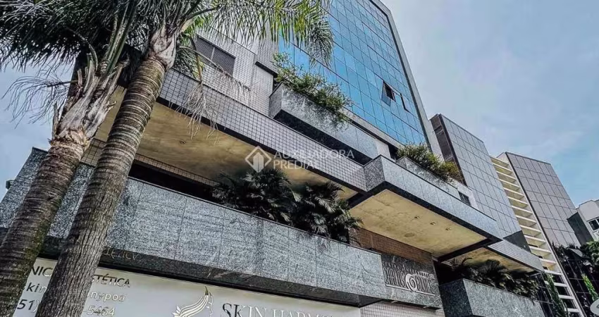 Sala comercial à venda na Avenida Carlos Gomes, 1998, Três Figueiras, Porto Alegre