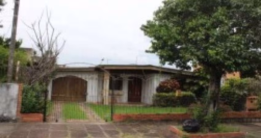 Casa com 2 quartos à venda na Rua Aliados, 65, Rubem Berta, Porto Alegre