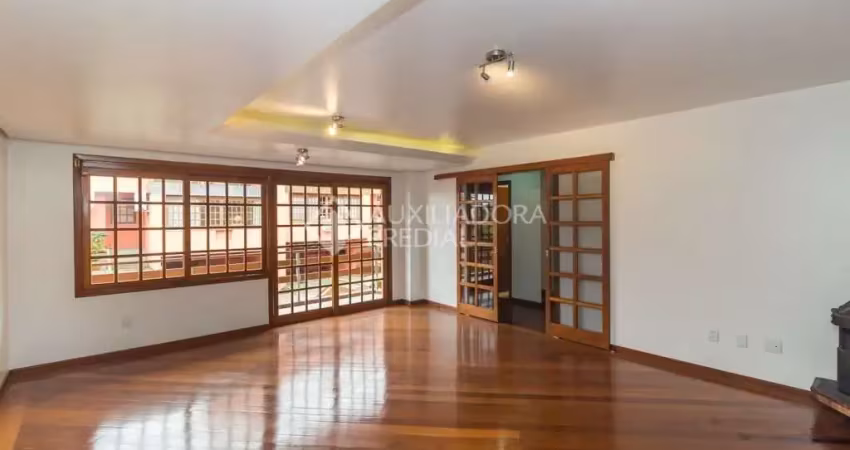 Casa em condomínio fechado com 3 quartos à venda na Rua Dona Ondina, 270, Menino Deus, Porto Alegre