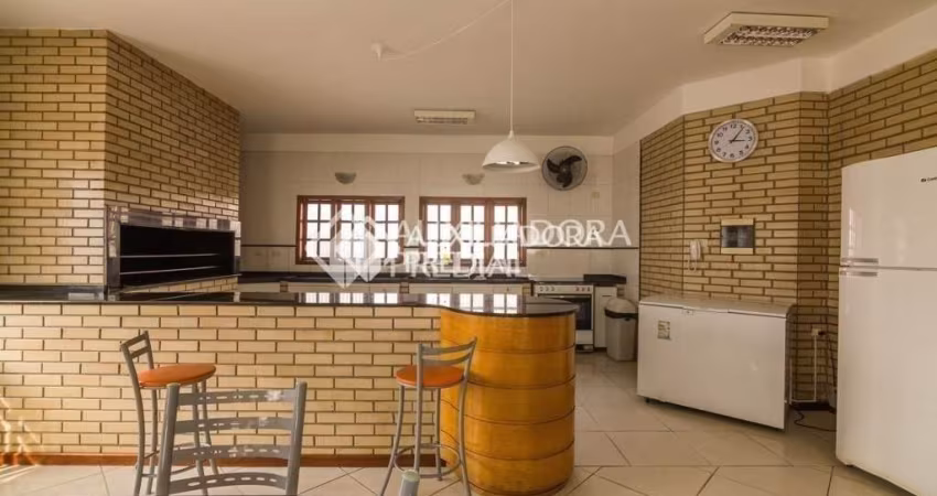 Apartamento com 2 quartos à venda na Avenida Clóvis Paim Grivot, 150, Humaitá, Porto Alegre