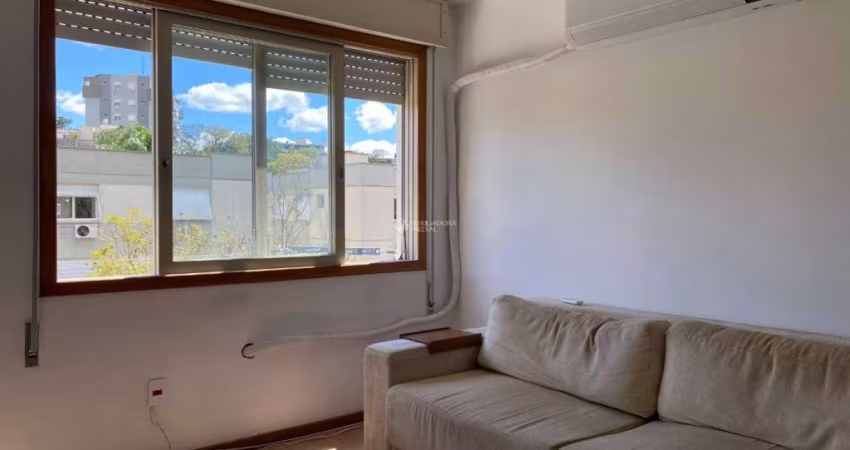 Apartamento com 2 quartos à venda na Rua Ângelo Crivellaro, 449, Jardim do Salso, Porto Alegre