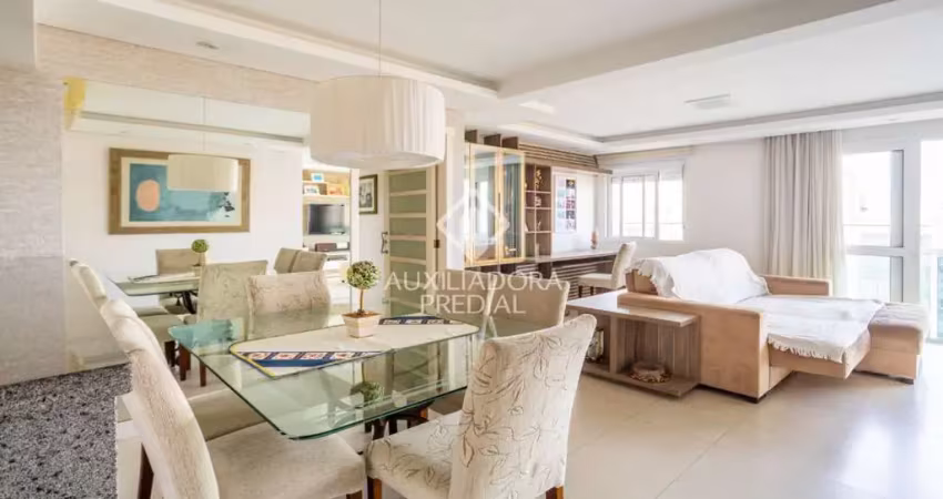 Apartamento com 3 quartos à venda na Avenida Inácio Vasconcelos, 40, Boa Vista, Porto Alegre