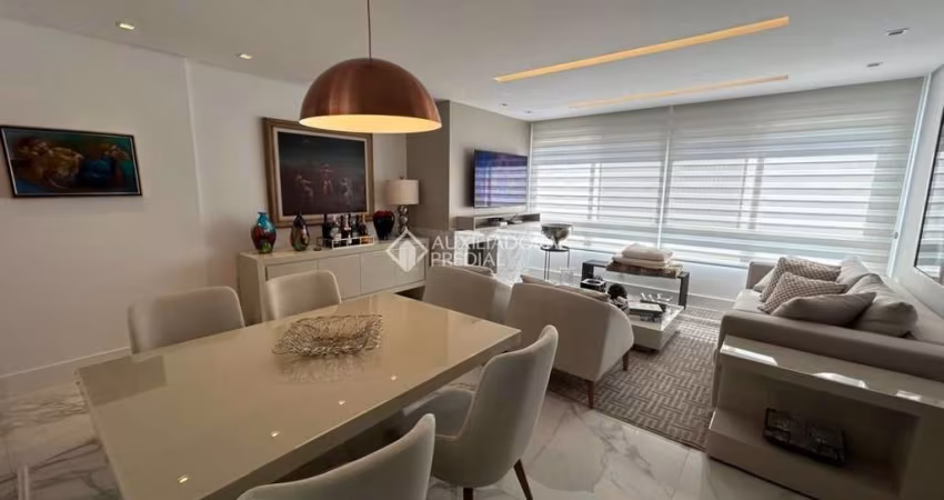 Apartamento com 3 quartos à venda na Rua São Josemaria Escriva, 555, Jardim do Salso, Porto Alegre