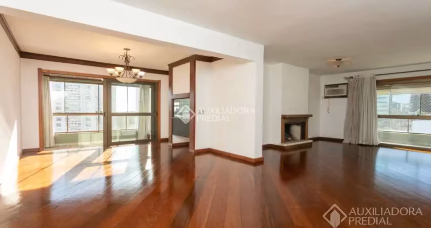 Apartamento com 3 quartos à venda na Avenida Bagé, 1400, Petrópolis, Porto Alegre