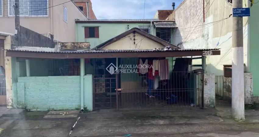 Casa com 3 quartos à venda na Raphael Pandolfo, 30, Farrapos, Porto Alegre