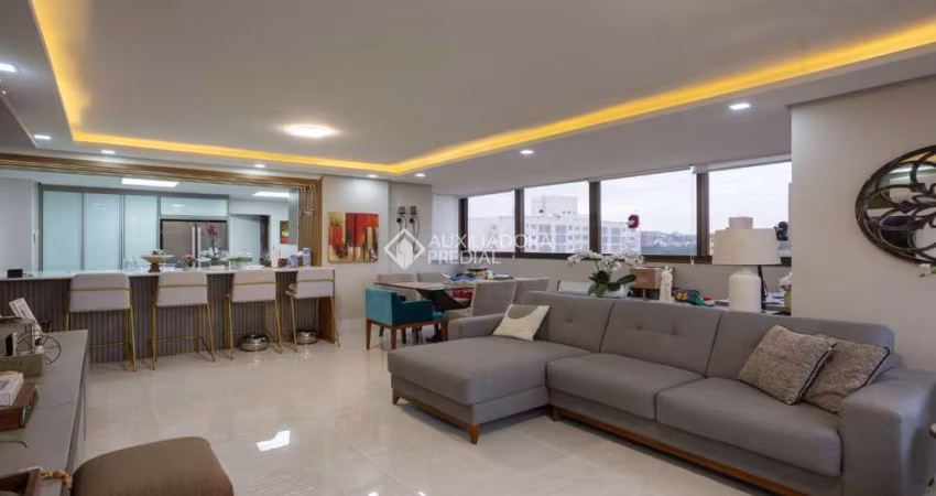 Apartamento com 3 quartos à venda na Rua Líbero Badaró, 273, Passo da Areia, Porto Alegre